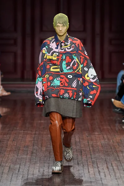 Look 54